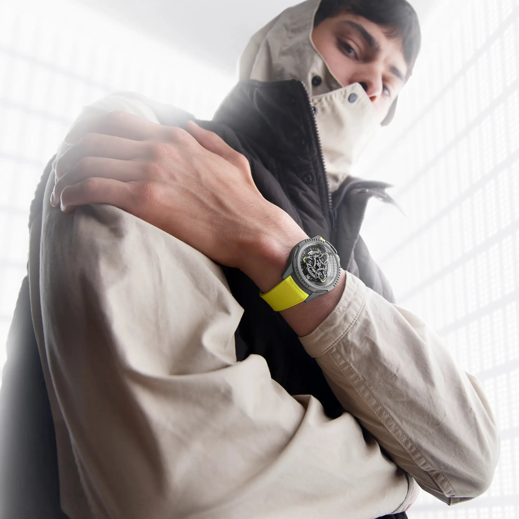 UR-FREAK 2413-500LE-2A-UR/3B watch photo gallery - 2
